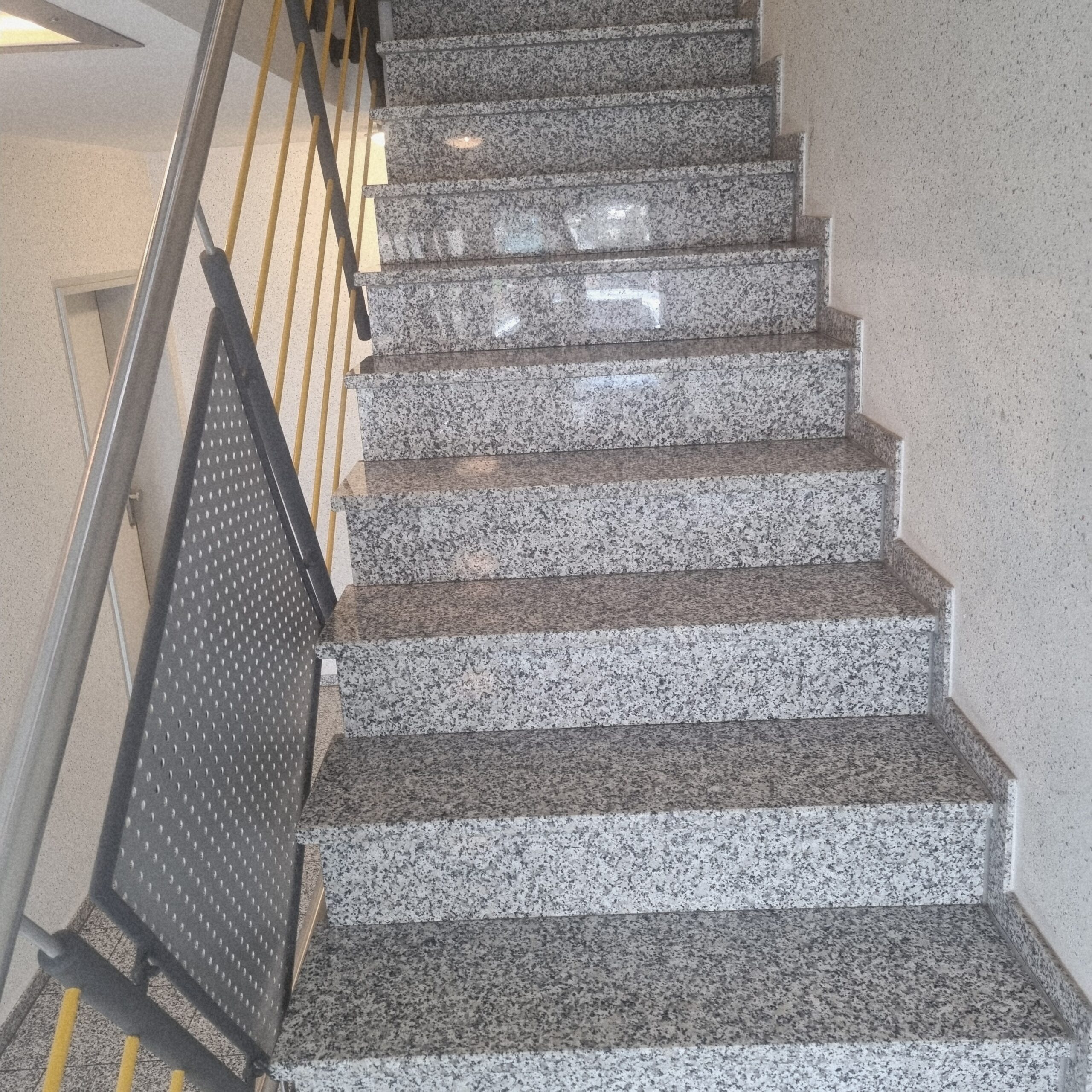 Treppenhausreinigung